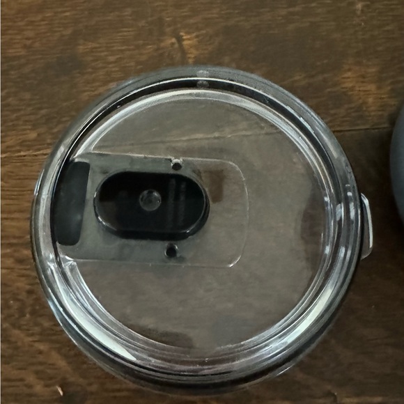 Yeti Charcoal 14 oz Rambler Mug - Picture 5 of 6